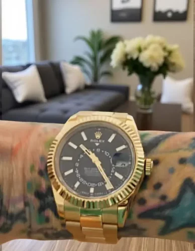 High End Replica Rolex Sky-dweller Men's Rolex Calibre 2836/2813 326938BKSO Gold-tone photo review