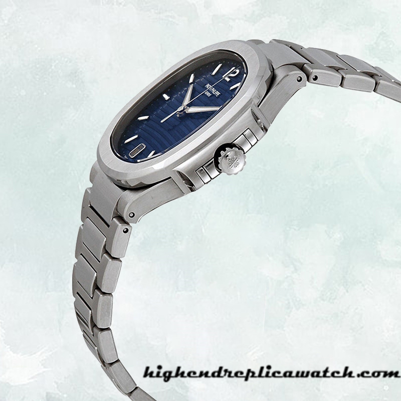 High End Replica Patek Philippe Nautilus Ladies 32mm 7118/1A-001 Quartz - Image 3