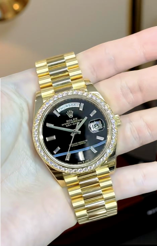 Best Swiss Super Clone Rolex Day-Date 228238 Replica | 40mm Diamond Bezel & Swiss Movement photo review