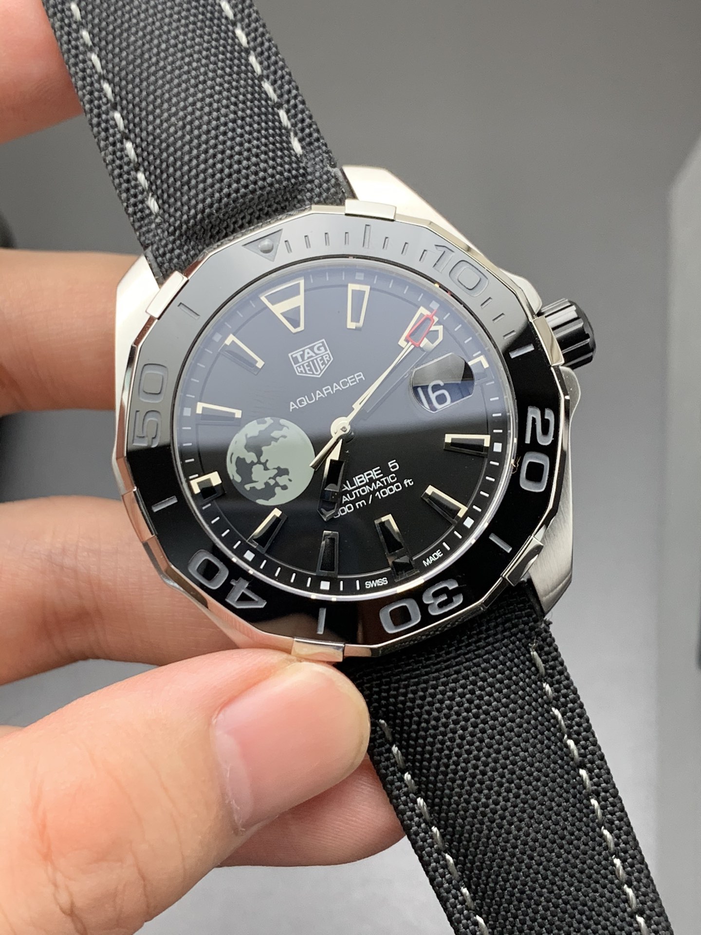Swiss-Made TAG Aquaracer WAY201J Replica Watch | 100M Waterproof & Ceramic Bezel - Image 4