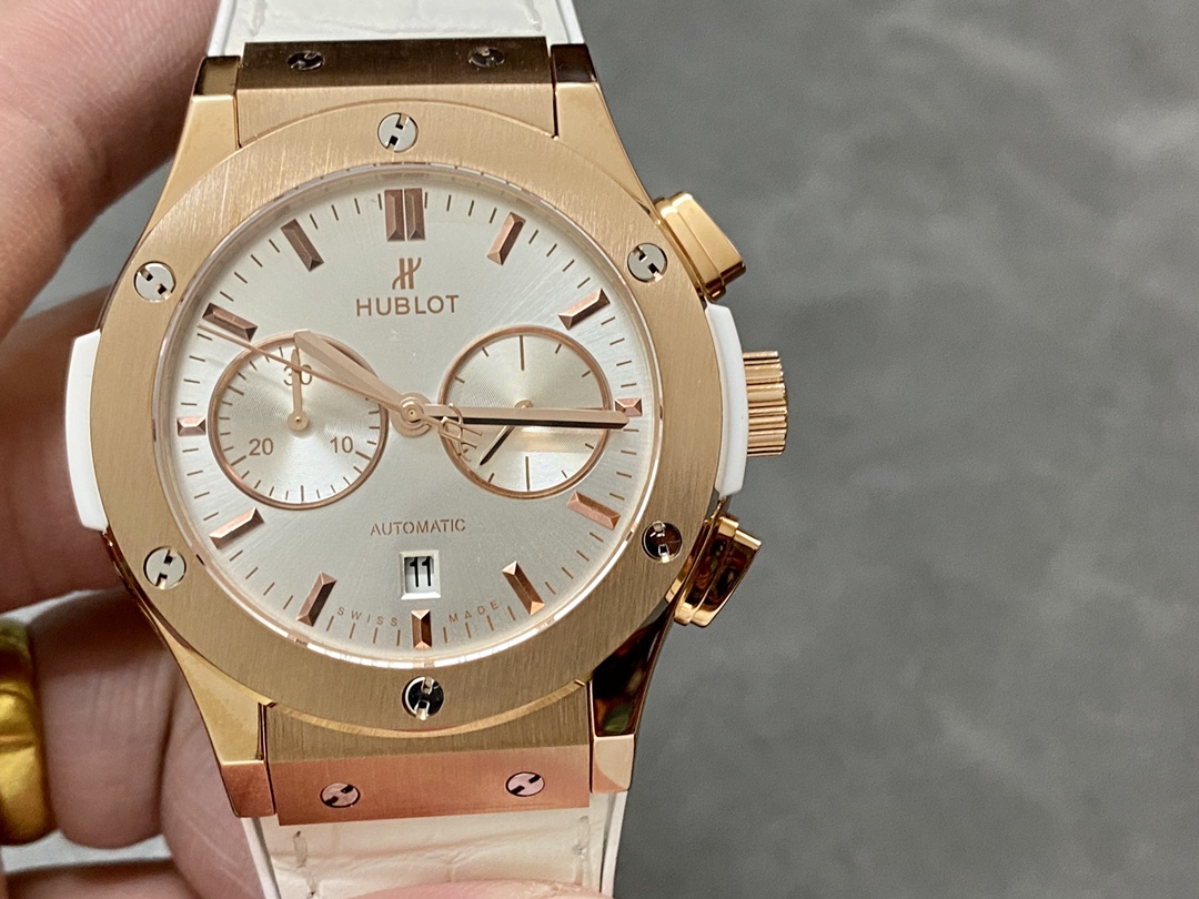 Best Swiss Super Clone Hublot Classic Fusion 521.OX.2611.LR Replica Watch, 45mm Rose Gold - Image 2