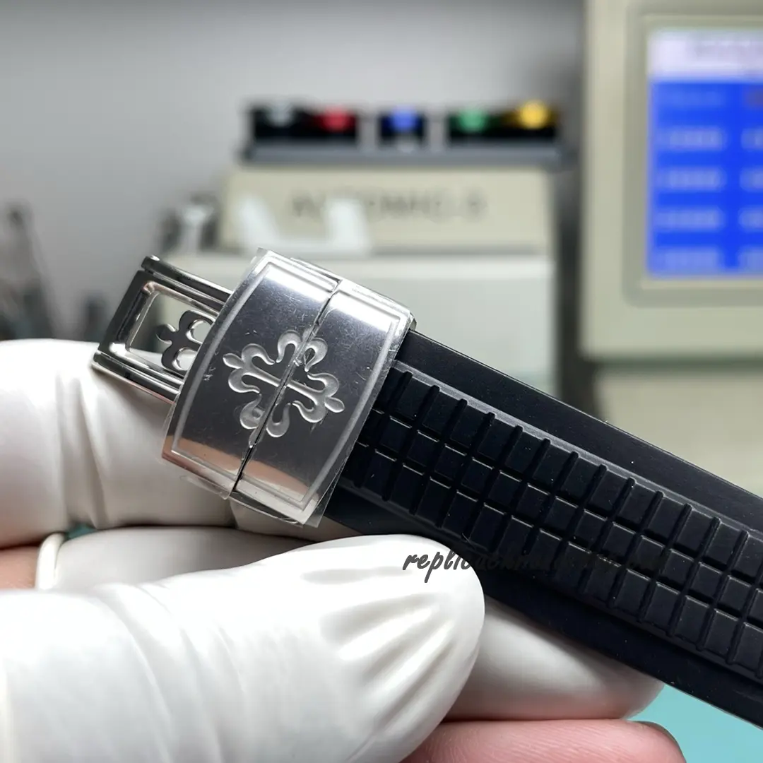 Replica Patek Philippe Aquanaut 5261R-001 Black Automatic Watch with Annual Calendar - Image 10