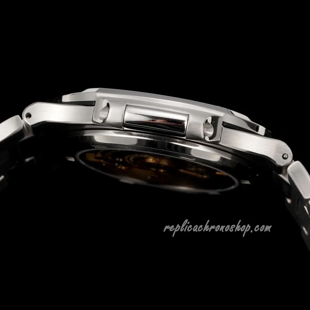 Replica Patek Philippe Nautilus 5711/110P-001 Platinum Watch with Baguette-Diamond Bezel - Image 7