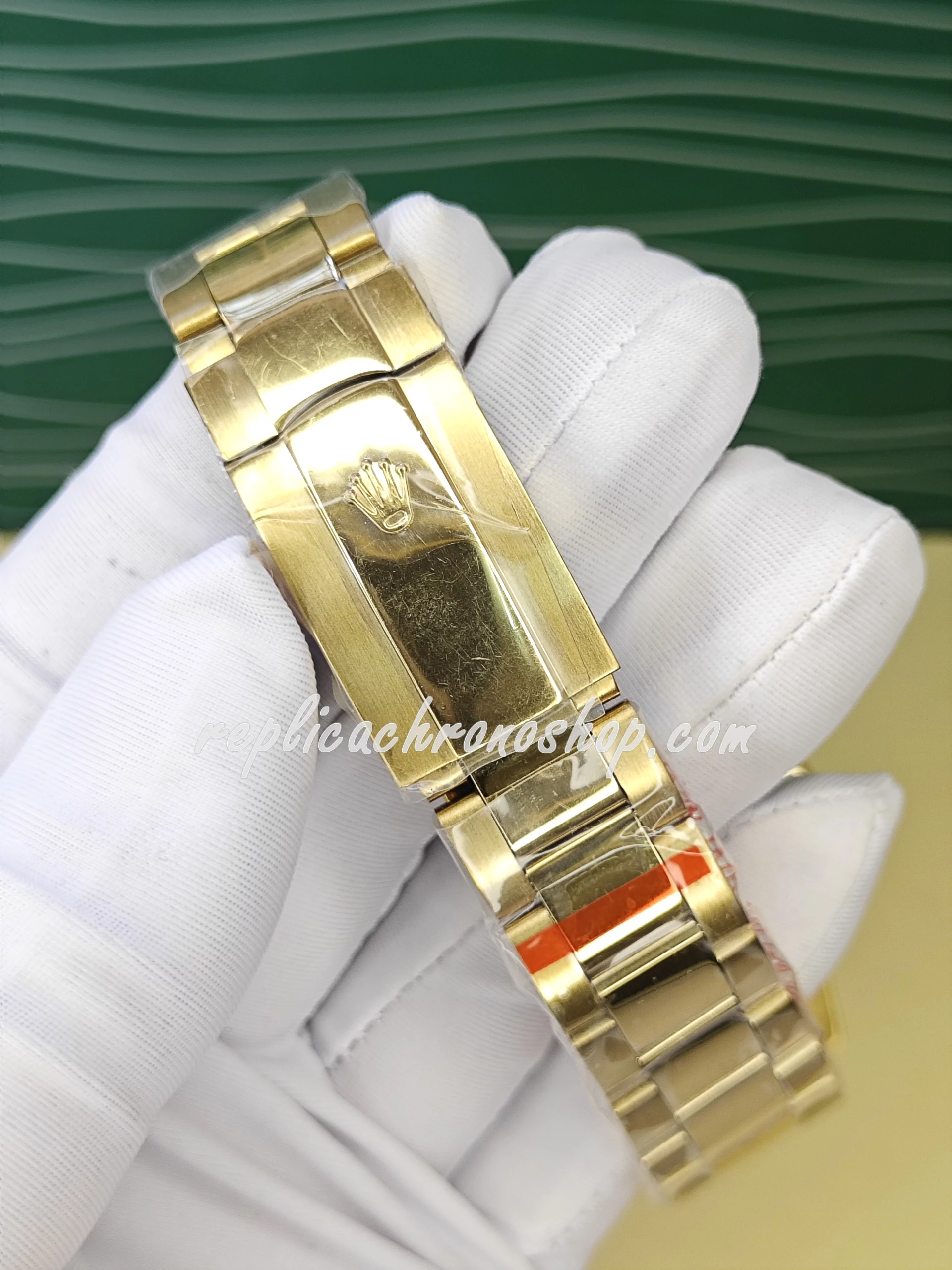 Replica Rolex Sky-Dweller 326938: Swiss-Made Automatic Movement & Elegant Design - Image 8