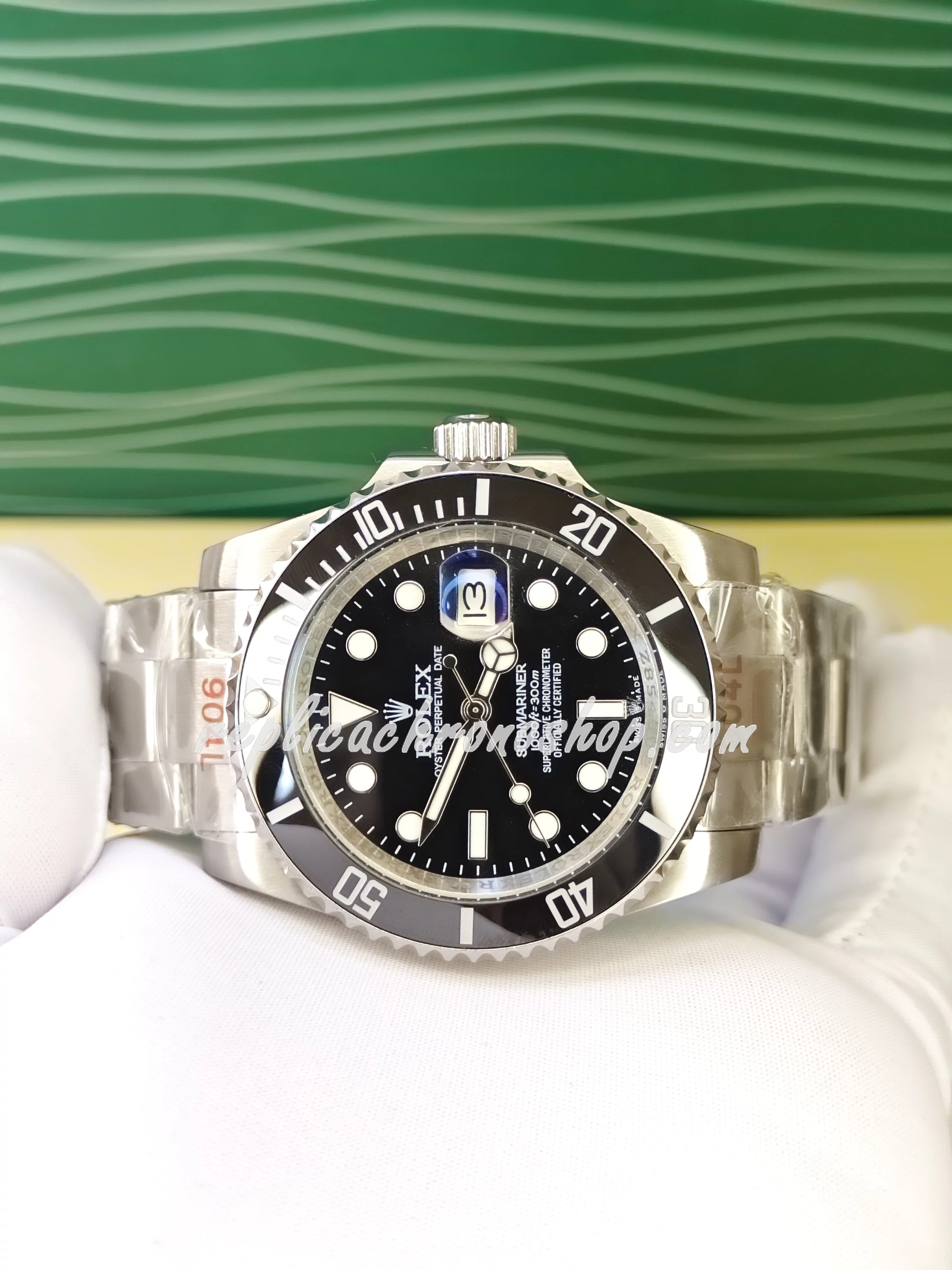 Explore the Replica Rolex Submariner 116610LN – High-Quality Swiss Replica with Ceramic Bezel - Image 3