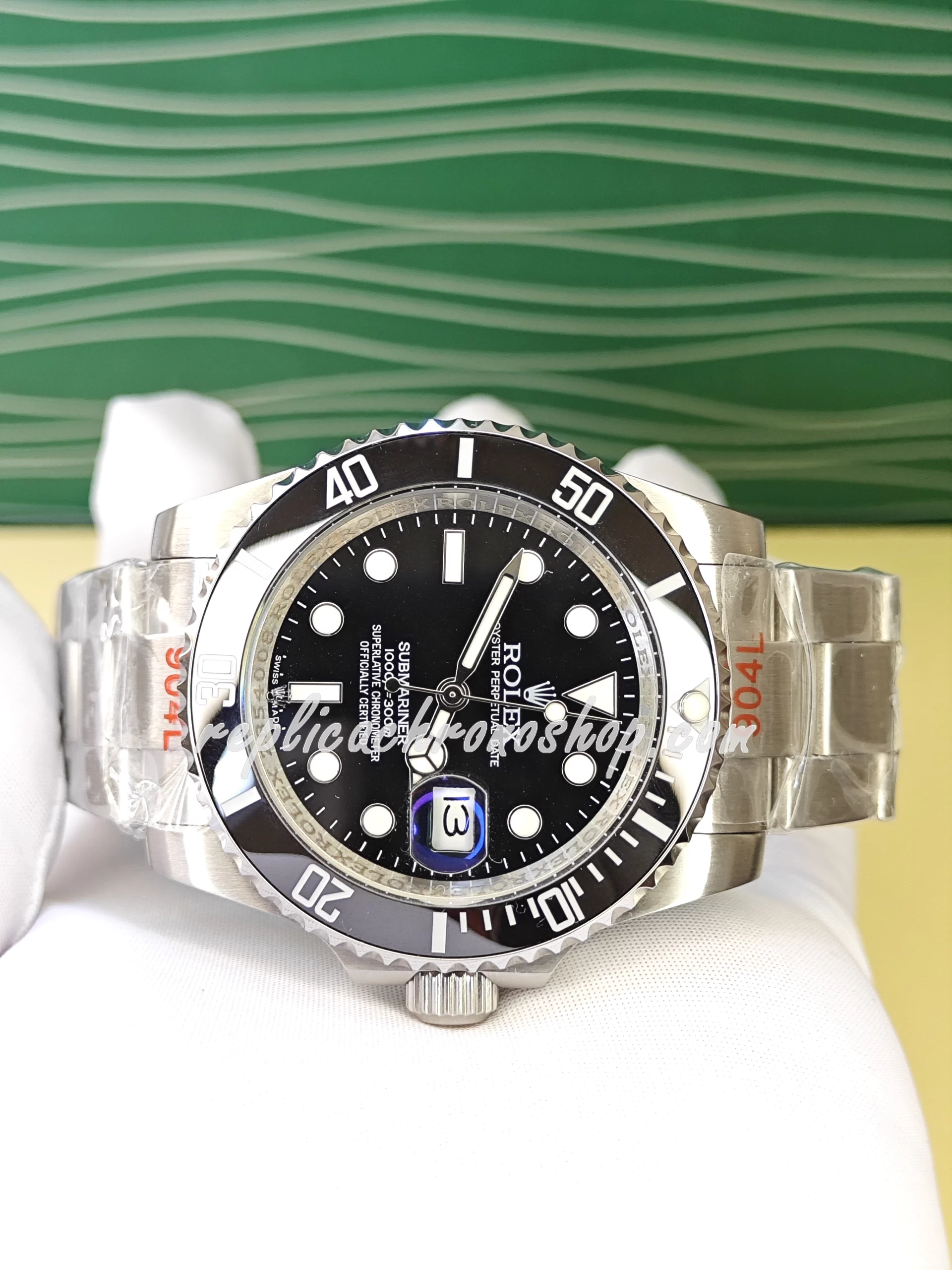 Explore the Replica Rolex Submariner 116610LN – High-Quality Swiss Replica with Ceramic Bezel - Image 4
