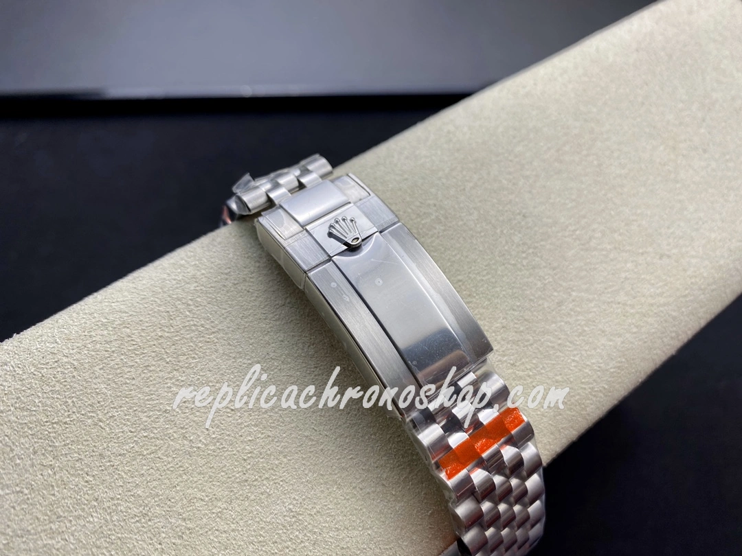 Premium Rolex GMT-Master II 126710BLRO Super Clone 40mm Stainless Steel Pepsi Men Watch - Image 10