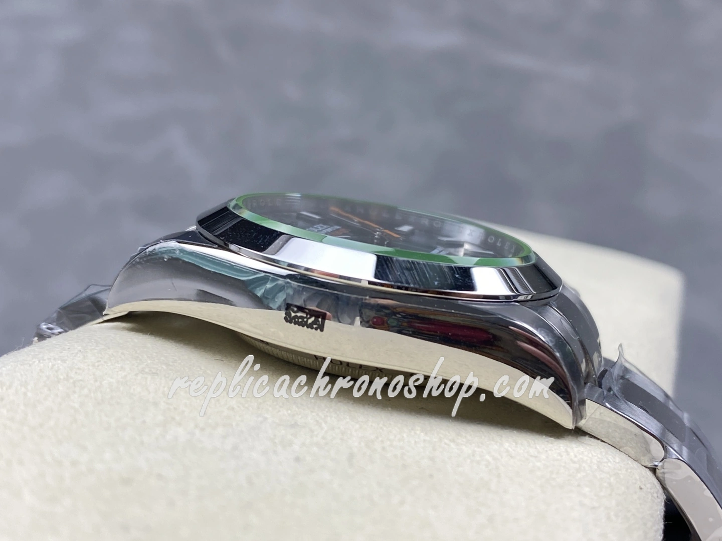 Super Clone Rolex Milgauss 116400gv Blue Dial 904L Steel Swiss Cal.3131 Motion - Image 8